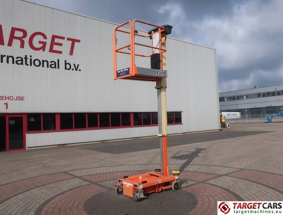 معدات الوصول JLG Power Tower Nano 830P Vertical Lift 450cm: صورة 6
