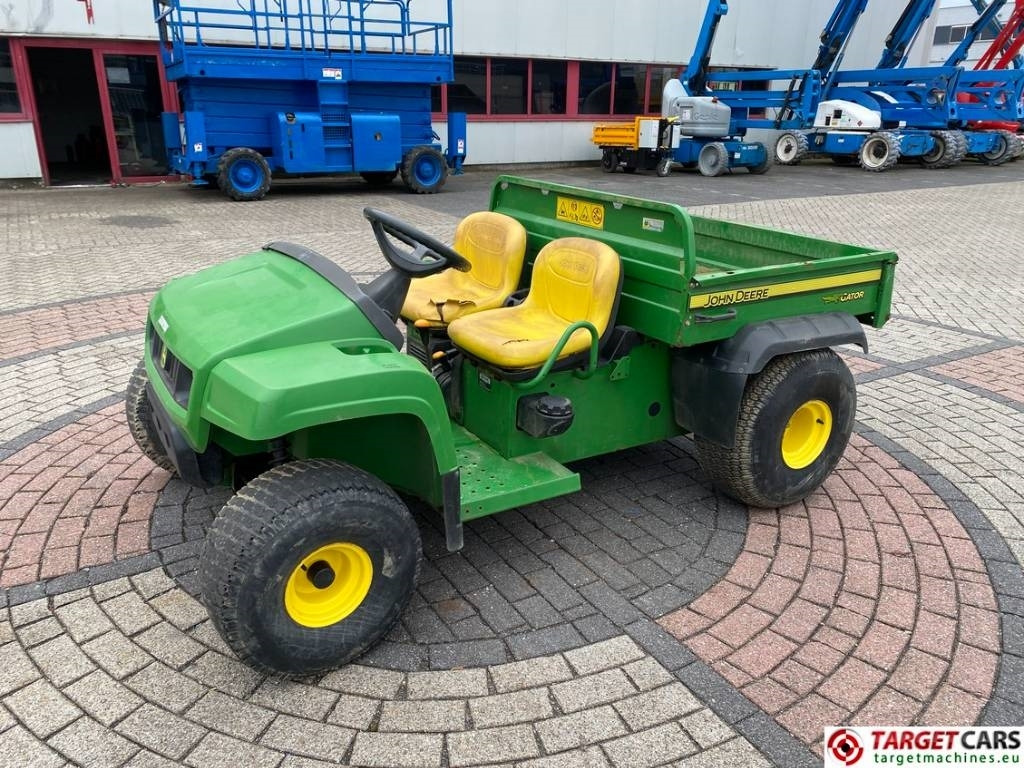 John Deere Gator TS Petrol UTV Utility - مركبة لجميع التضاريس: صورة 1 John Deere Gator TS Petrol UTV Utility - مركبة لجميع التضاريس: صورة 1