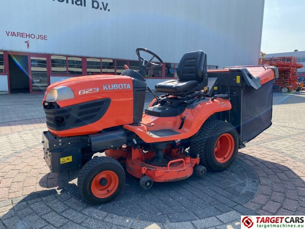 Kubota G23/LD Mower 4WD G23 Diesel 122cm - جزازة أعشاب الحدائق: صورة 1 Kubota G23/LD Mower 4WD G23 Diesel 122cm - جزازة أعشاب الحدائق: صورة 1