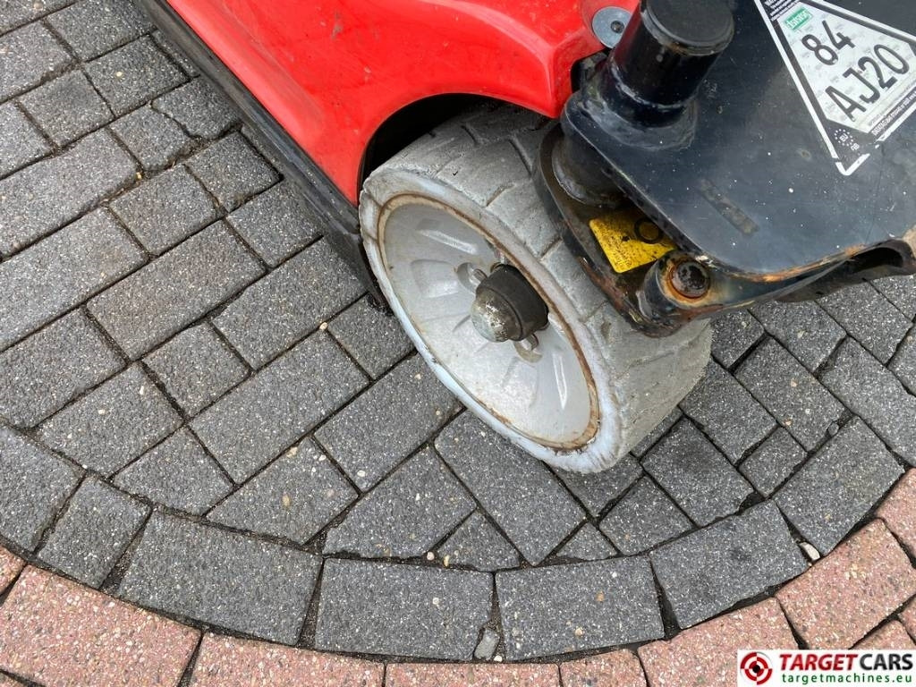 Manitou 100VJR Electric Vertical Mast Work Lift 990cm Manitou 100VJR Electric Vertical Mast Work Lift 990cm: صورة 24 Manitou 100VJR Electric Vertical Mast Work Lift 990cm Manitou 100VJR Electric Vertical Mast Work Lift 990cm: صورة 24