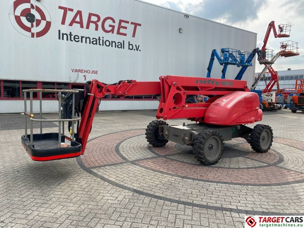 Niftylift HR21D Articulated 4x4 Diesel Boom Work Lift 2080cm - شاحنة ذراع مفصلي: صورة 1 Niftylift HR21D Articulated 4x4 Diesel Boom Work Lift 2080cm - شاحنة ذراع مفصلي: صورة 1