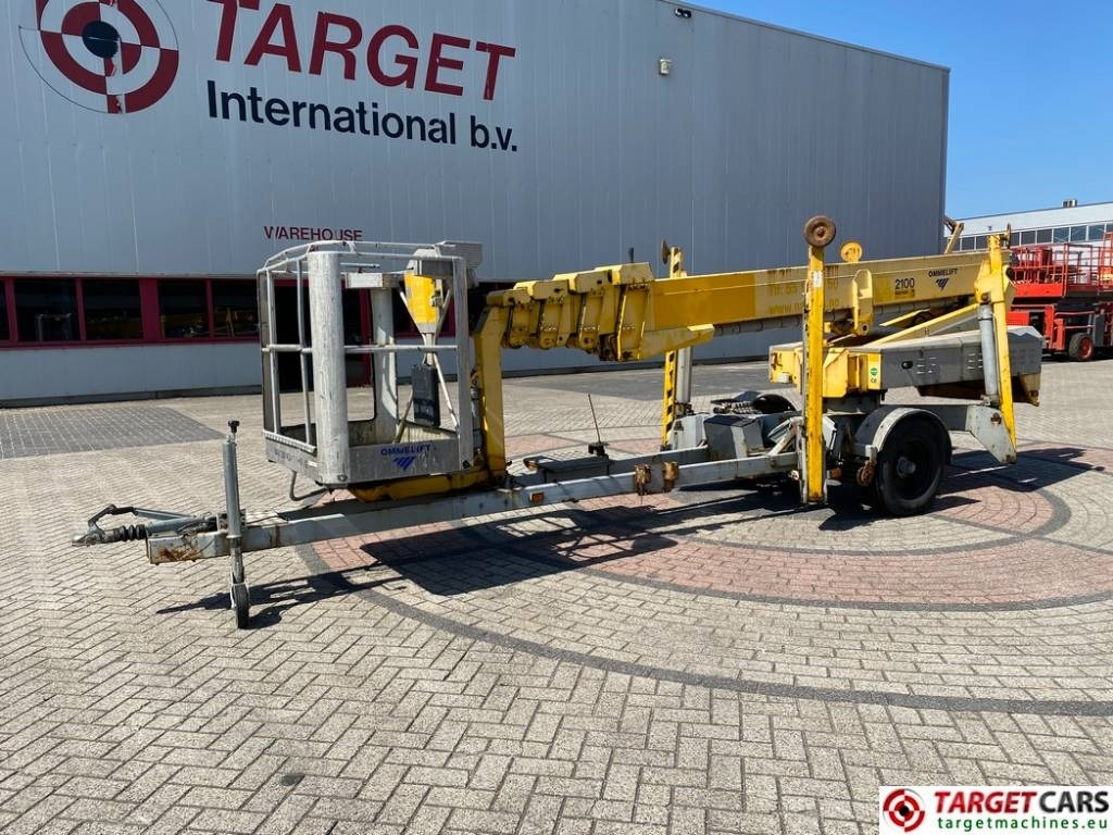 Ommelift Omme 2100EBZ Tow Boom Telescopic Lift 2110cm - منصة العمل الجوية مقطورة: صورة 1 Ommelift Omme 2100EBZ Tow Boom Telescopic Lift 2110cm - منصة العمل الجوية مقطورة: صورة 1