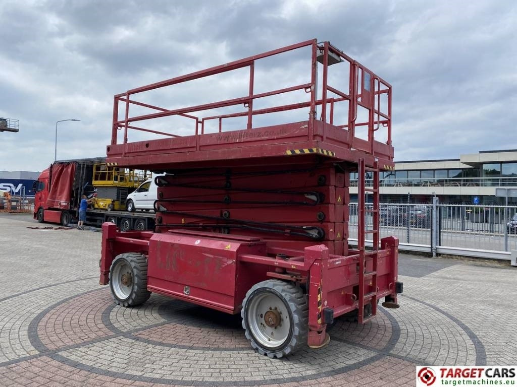 PB-Lift S225-24DS 4WD Diesel 4x4 Scissor Work Lift 2250cm - رافعة هيدروليكية مقصية: صورة 2 PB-Lift S225-24DS 4WD Diesel 4x4 Scissor Work Lift 2250cm - رافعة هيدروليكية مقصية: صورة 2