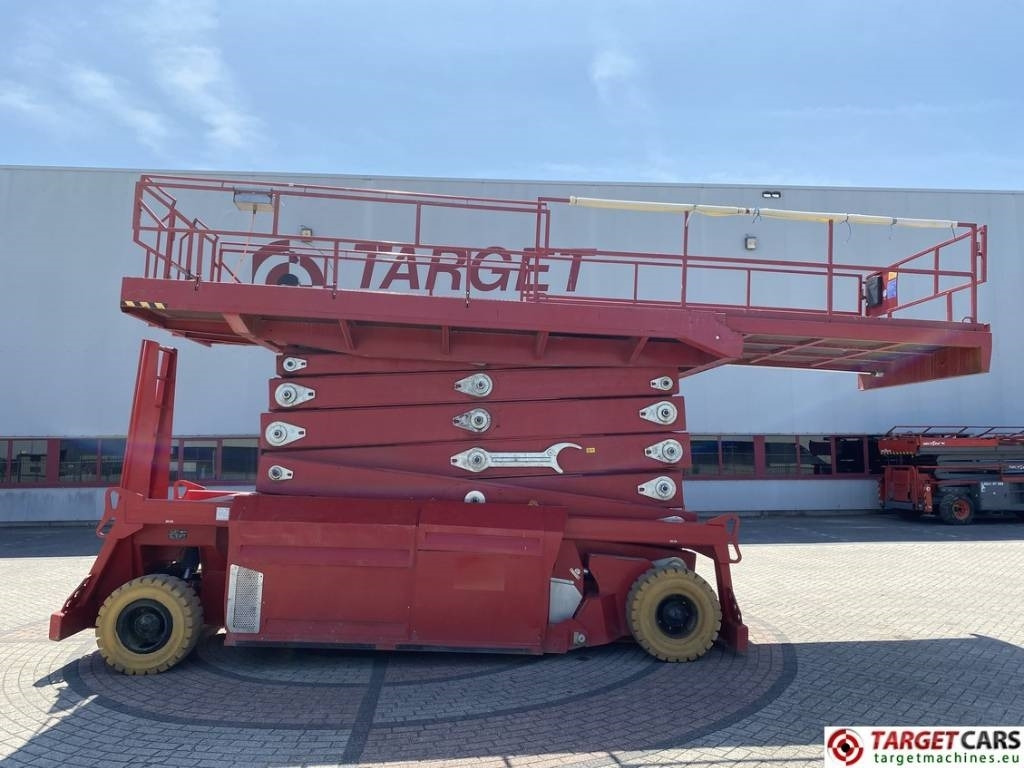 PB Lifttechnik S270-24 D Scissor 4x4 Diesel Work Lift 2725cm - رافعة هيدروليكية مقصية: صورة 5 PB Lifttechnik S270-24 D Scissor 4x4 Diesel Work Lift 2725cm - رافعة هيدروليكية مقصية: صورة 5
