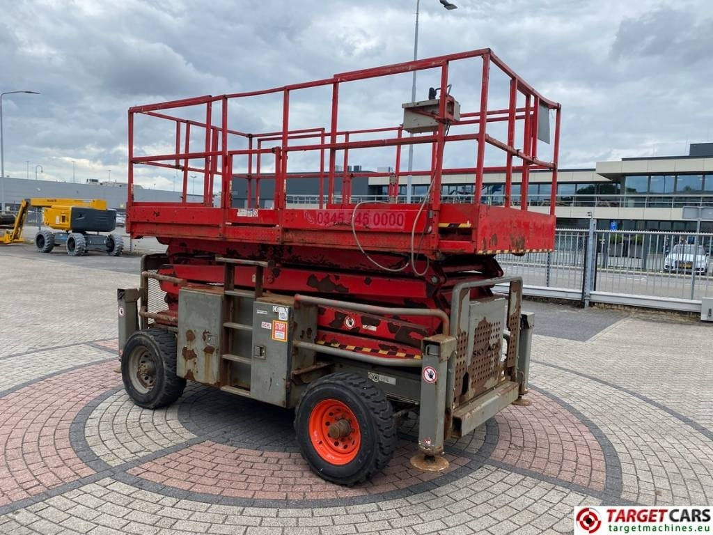 SkyJack SJ8841RT Diesel 4x4 Scissor Work Lift 1430cm - رافعة هيدروليكية مقصية: صورة 2 SkyJack SJ8841RT Diesel 4x4 Scissor Work Lift 1430cm - رافعة هيدروليكية مقصية: صورة 2
