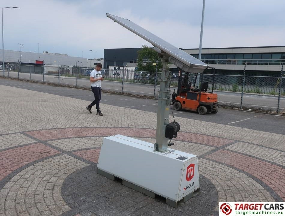 Trime X-Polar Solar Panel 50W Led Tower Light - برج الإنارة: صورة 2 Trime X-Polar Solar Panel 50W Led Tower Light - برج الإنارة: صورة 2