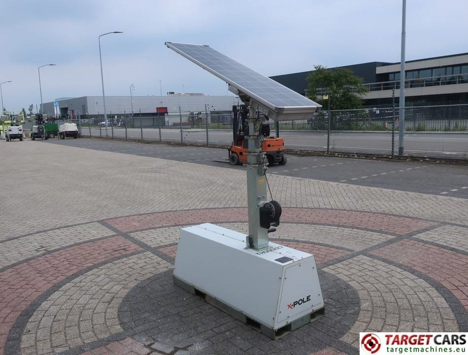 Trime X-Pole Solar Panel 50W Led Tower Light - برج الإنارة: صورة 2 Trime X-Pole Solar Panel 50W Led Tower Light - برج الإنارة: صورة 2