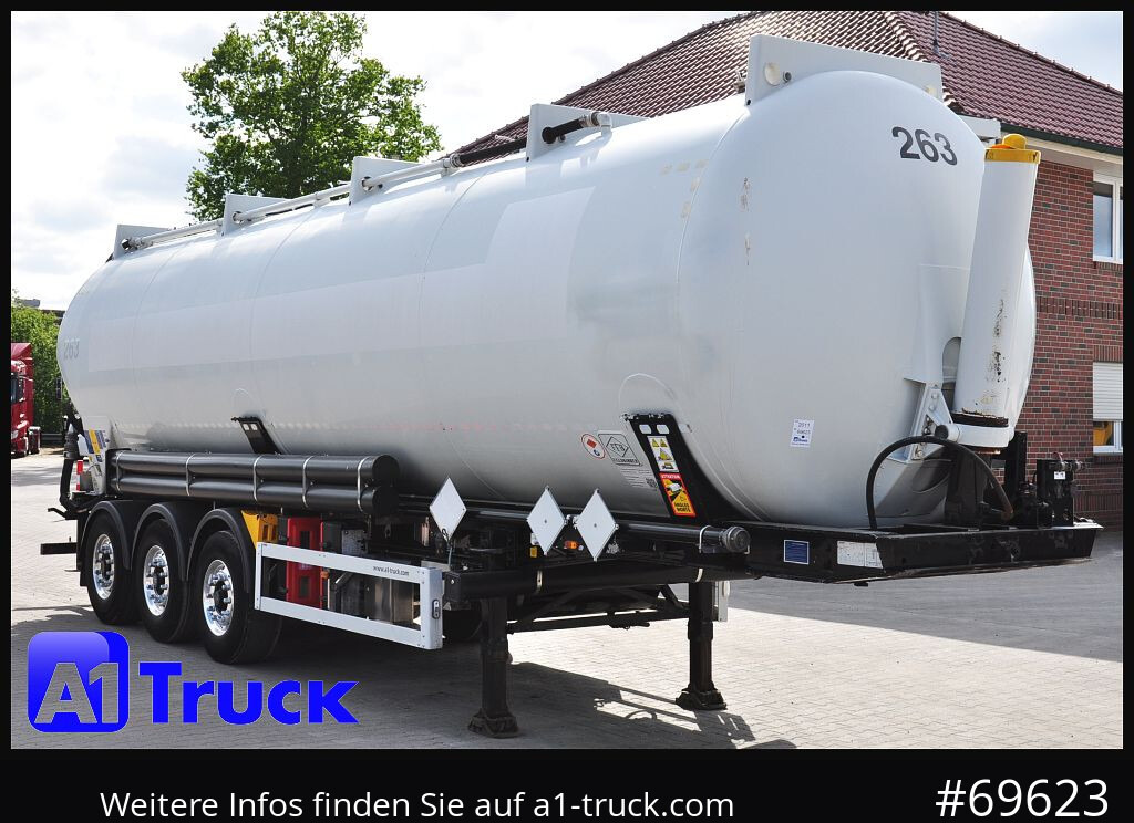 FELDBINDER KIP 52/7000/A/2, Kippsilo 52.3 ADR, 52m³, 52000 Liter - بلكر: صورة 1 FELDBINDER KIP 52/7000/A/2, Kippsilo 52.3 ADR, 52m³, 52000 Liter - بلكر: صورة 1
