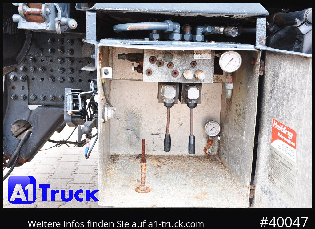 IVECO Iveco AT 260S42Y Getreidekipper Schleuse - شاحنة قلاب: صورة 2 IVECO Iveco AT 260S42Y Getreidekipper Schleuse - شاحنة قلاب: صورة 2