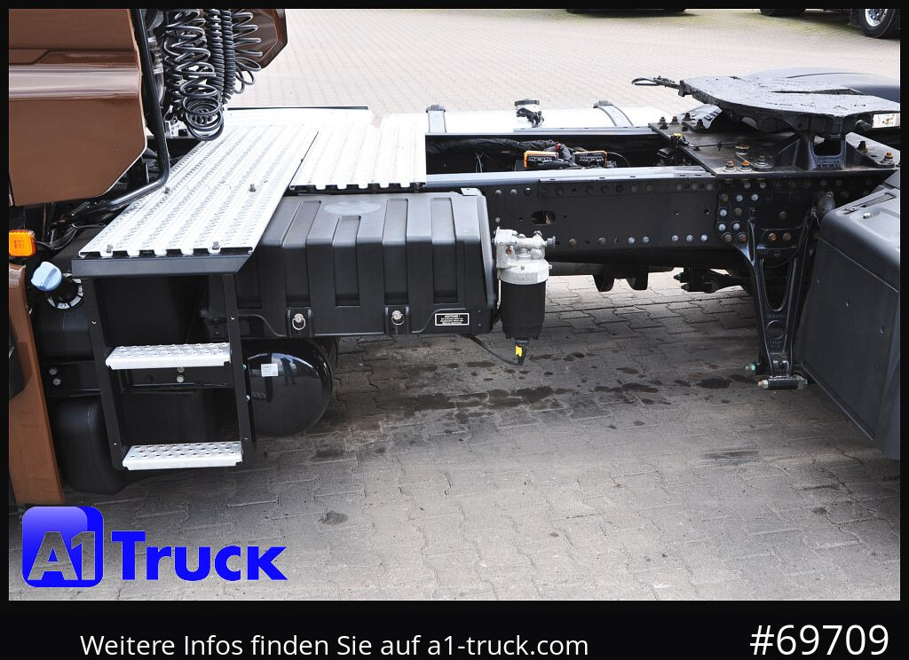 MAN TGX 18,470 BLS Intarder Standklima, Garantie - وحدة جر: صورة 2 MAN TGX 18,470 BLS Intarder Standklima, Garantie - وحدة جر: صورة 2