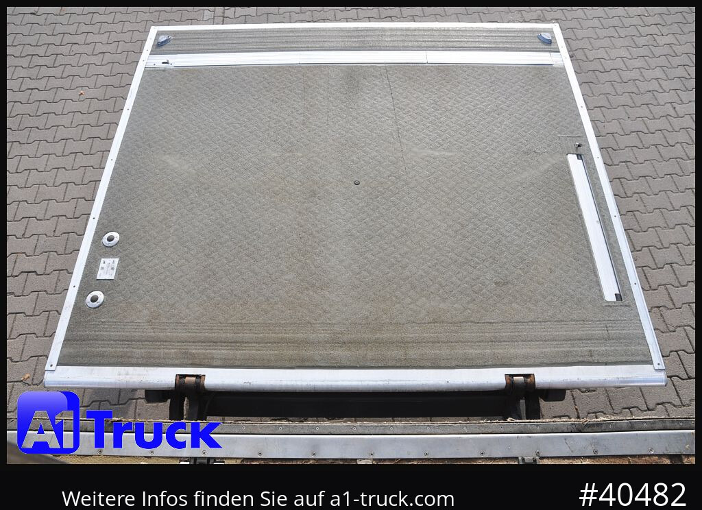 MERCEDES-BENZ 1824 LL Carrier 950 Mt, 3 Kammern, Automatik - شاحنة الفريزر: صورة 3 MERCEDES-BENZ 1824 LL Carrier 950 Mt, 3 Kammern, Automatik - شاحنة الفريزر: صورة 3