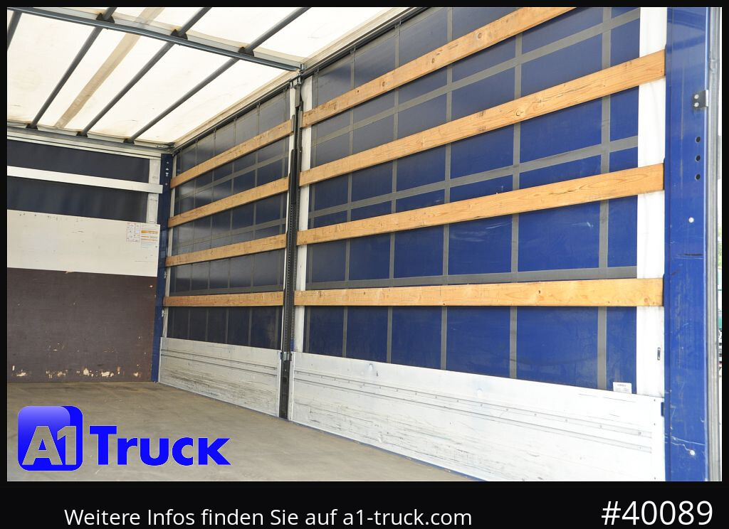 RENAULT D 240, 4x2, Ladebordwand, LBW, guter Zustand - شاحنة ستارة: صورة 3 RENAULT D 240, 4x2, Ladebordwand, LBW, guter Zustand - شاحنة ستارة: صورة 3