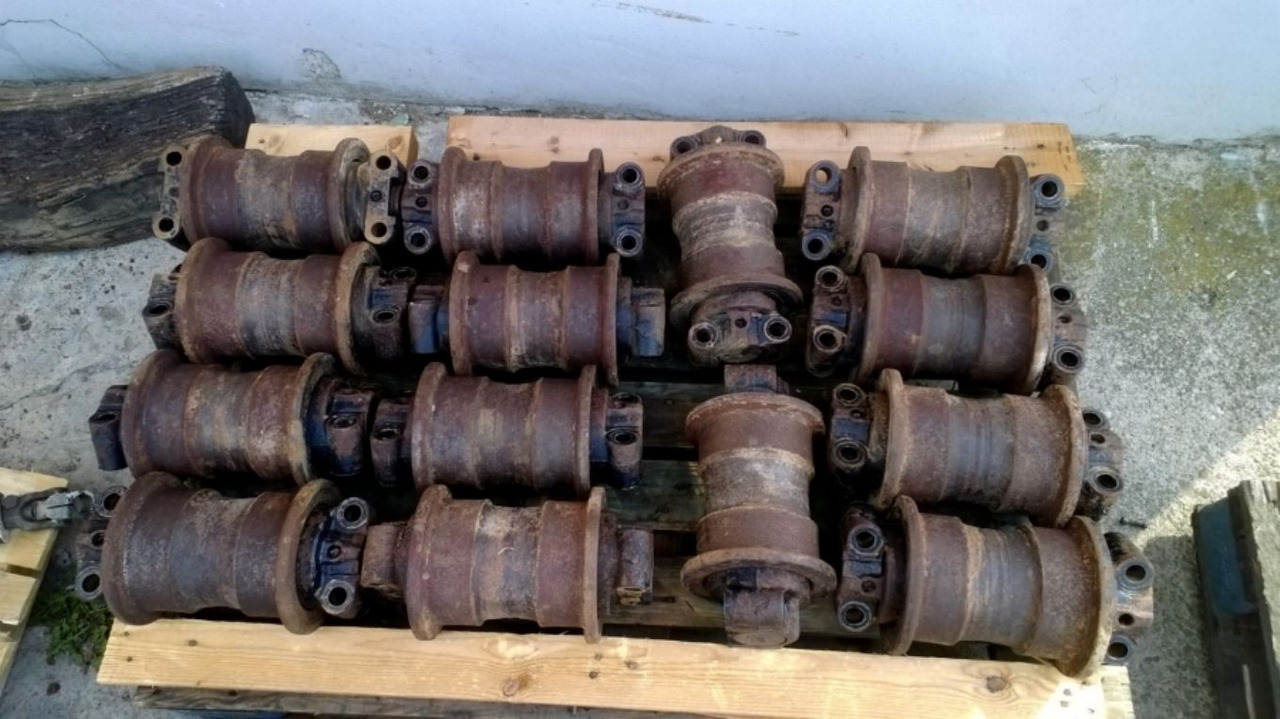 Caterpillar 317B LN RULLI INFERIORI - مسار الأسطوانة - آلات البناء: صورة 1 Caterpillar 317B LN RULLI INFERIORI - مسار الأسطوانة - آلات البناء: صورة 1