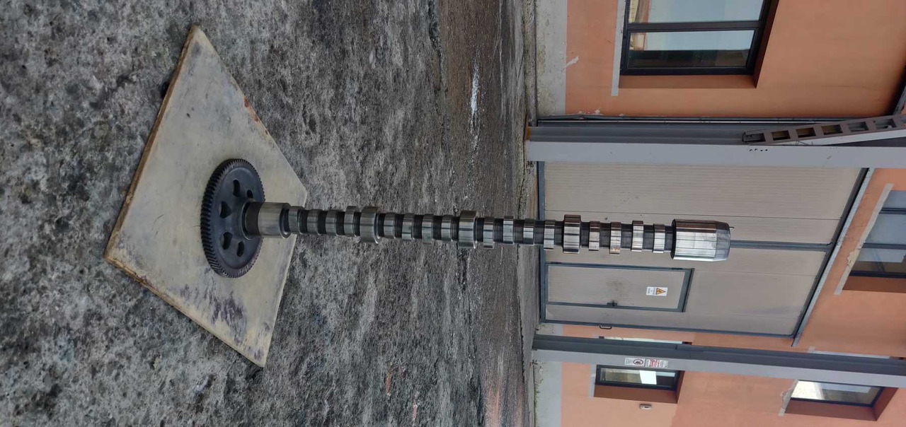 Caterpillar 3408 ALBERO A CAMME CON INGRANAGGI 7N8345 . CONTROLLATO IN RETTIFICA E LUCIDATO - عمود الكامات - آلات البناء: صورة 3 Caterpillar 3408 ALBERO A CAMME CON INGRANAGGI 7N8345 . CONTROLLATO IN RETTIFICA E LUCIDATO - عمود الكامات - آلات البناء: صورة 3