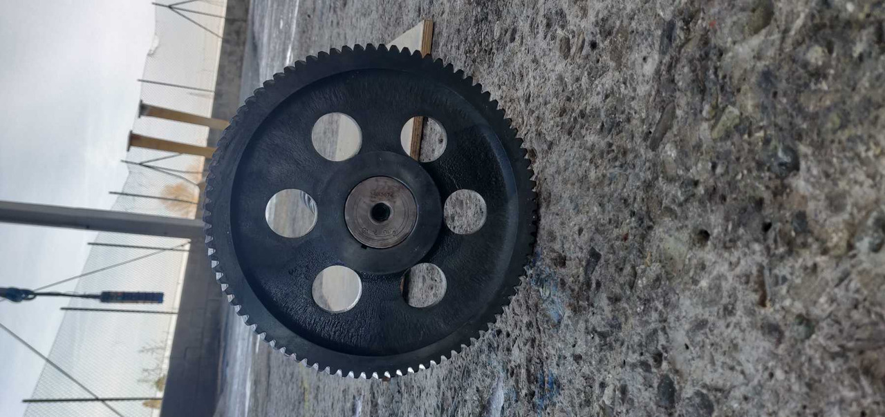 Caterpillar 3408 ALBERO A CAMME CON INGRANAGGI 7N8345 . CONTROLLATO IN RETTIFICA E LUCIDATO - عمود الكامات - آلات البناء: صورة 2 Caterpillar 3408 ALBERO A CAMME CON INGRANAGGI 7N8345 . CONTROLLATO IN RETTIFICA E LUCIDATO - عمود الكامات - آلات البناء: صورة 2
