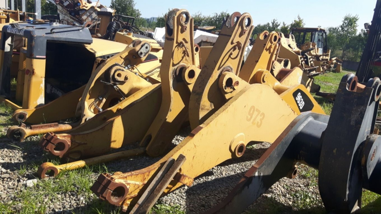 Caterpillar 973 LGP BRACCIO CON LEVE E LINK - ذراع تطويل - آلات البناء: صورة 4 Caterpillar 973 LGP BRACCIO CON LEVE E LINK - ذراع تطويل - آلات البناء: صورة 4