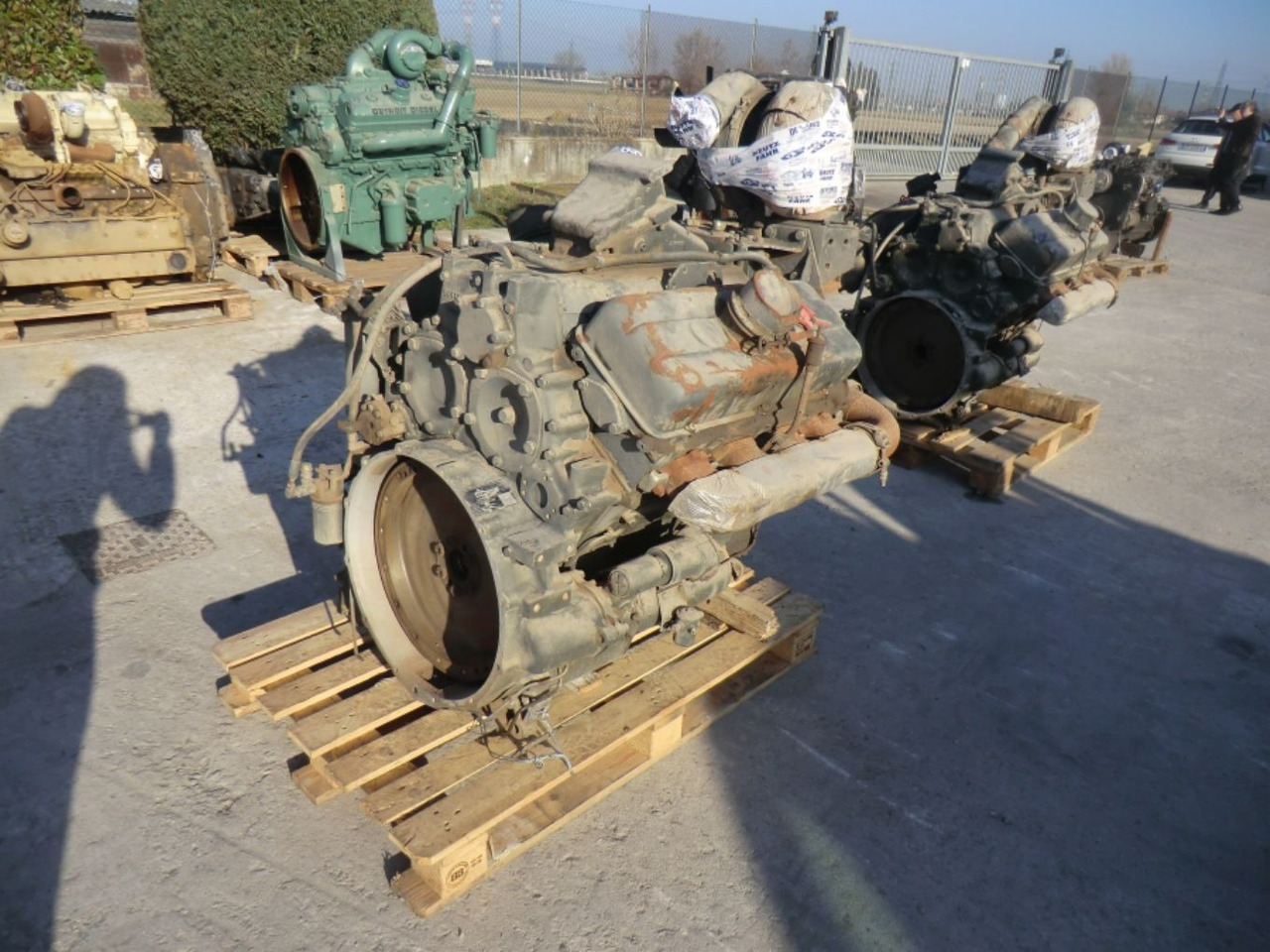 DETROIT DIESEL 8V53 MOTORE MARINO USATO COMPLETO DI TURBO E MOTORINO DI AVVIAMENTO. - محرك - آلات البناء: صورة 3 DETROIT DIESEL 8V53 MOTORE MARINO USATO COMPLETO DI TURBO E MOTORINO DI AVVIAMENTO. - محرك - آلات البناء: صورة 3