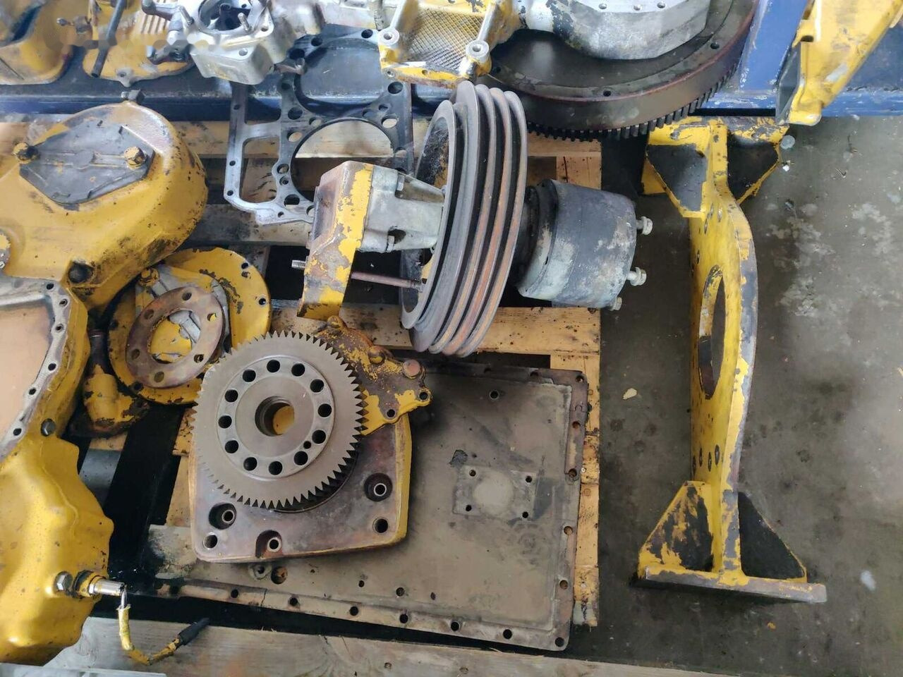 Engine component 41Z15332 Caterpillar 3406B - المحرك و قطع الغيار - حفارة: صورة 5 Engine component 41Z15332 Caterpillar 3406B - المحرك و قطع الغيار - حفارة: صورة 5