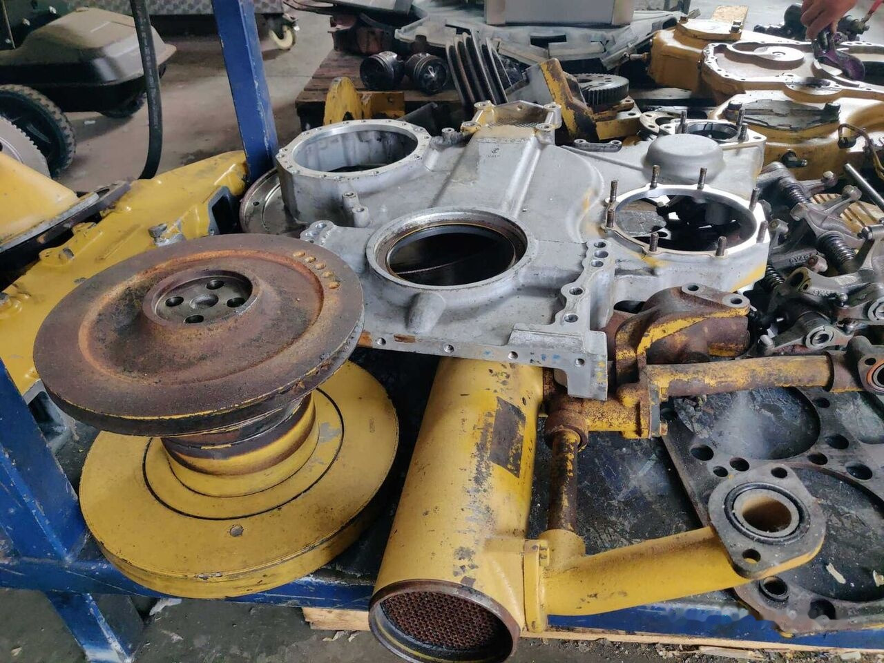 Engine component 41Z15332 Caterpillar 3406B - المحرك و قطع الغيار - حفارة: صورة 3 Engine component 41Z15332 Caterpillar 3406B - المحرك و قطع الغيار - حفارة: صورة 3