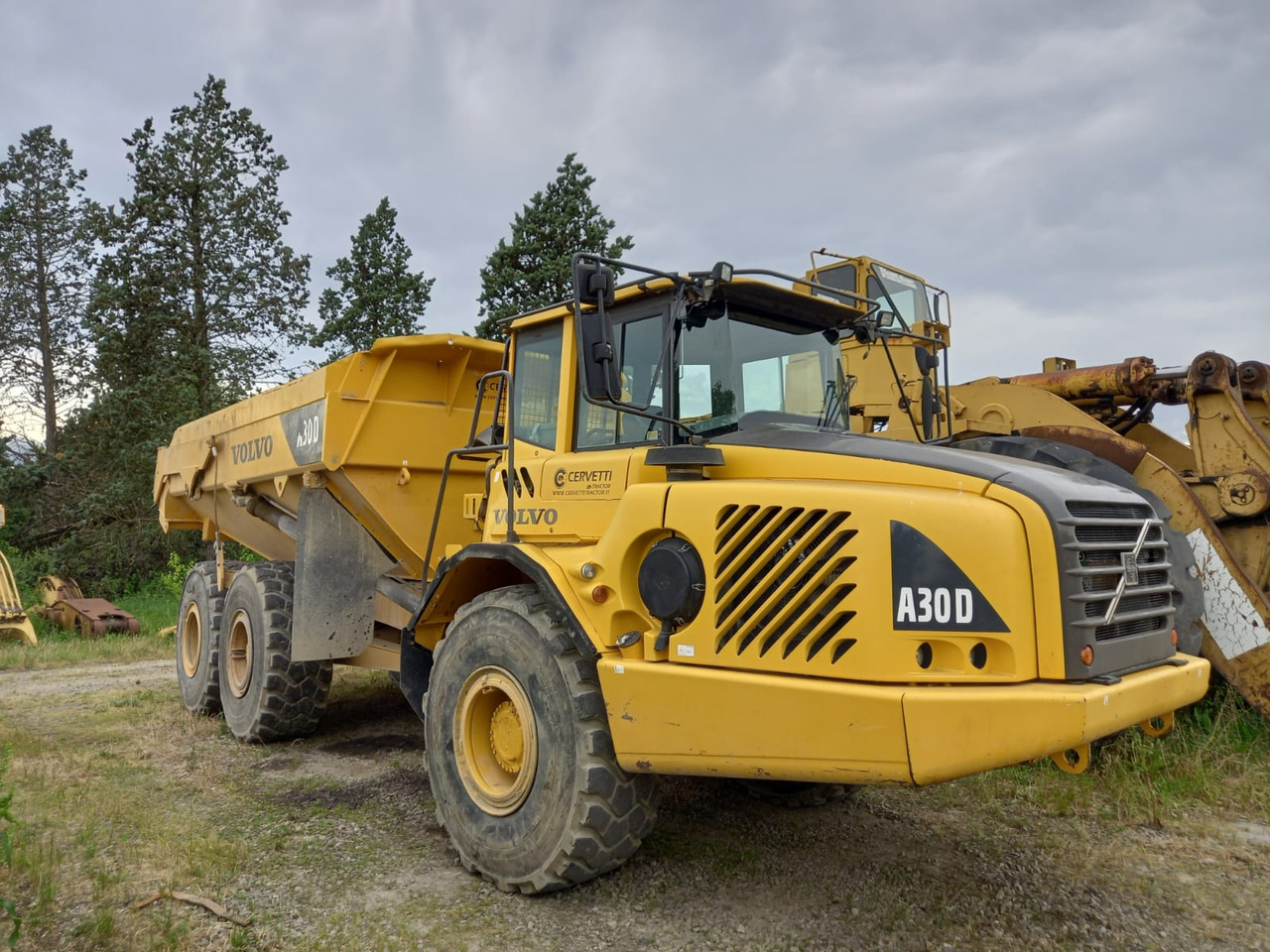 VOLVO A30D - شاحنة قلاب مفصلية: صورة 4 VOLVO A30D - شاحنة قلاب مفصلية: صورة 4