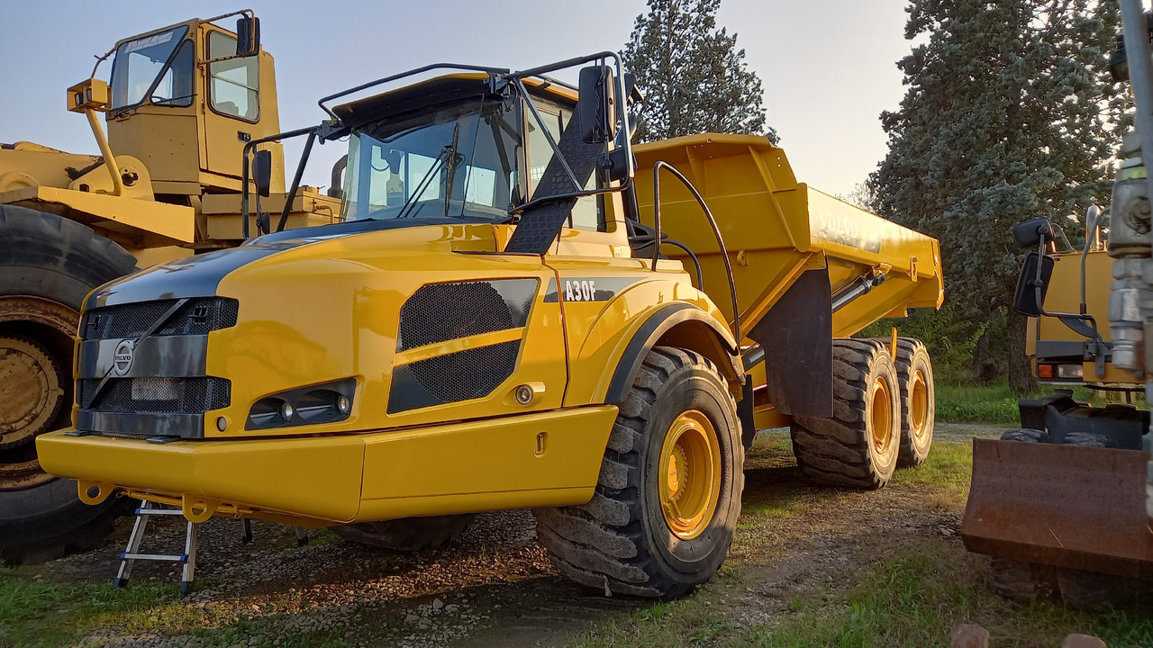 VOLVO A30F - شاحنة قلاب مفصلية: صورة 1 VOLVO A30F - شاحنة قلاب مفصلية: صورة 1