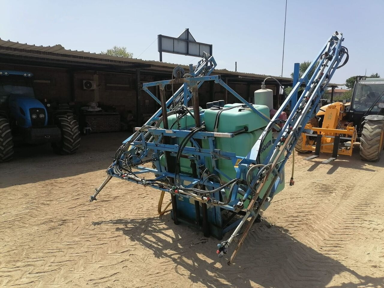 Berthoud MACK10 - بخاخ مركب على الجرار: صورة 3 Berthoud MACK10 - بخاخ مركب على الجرار: صورة 3