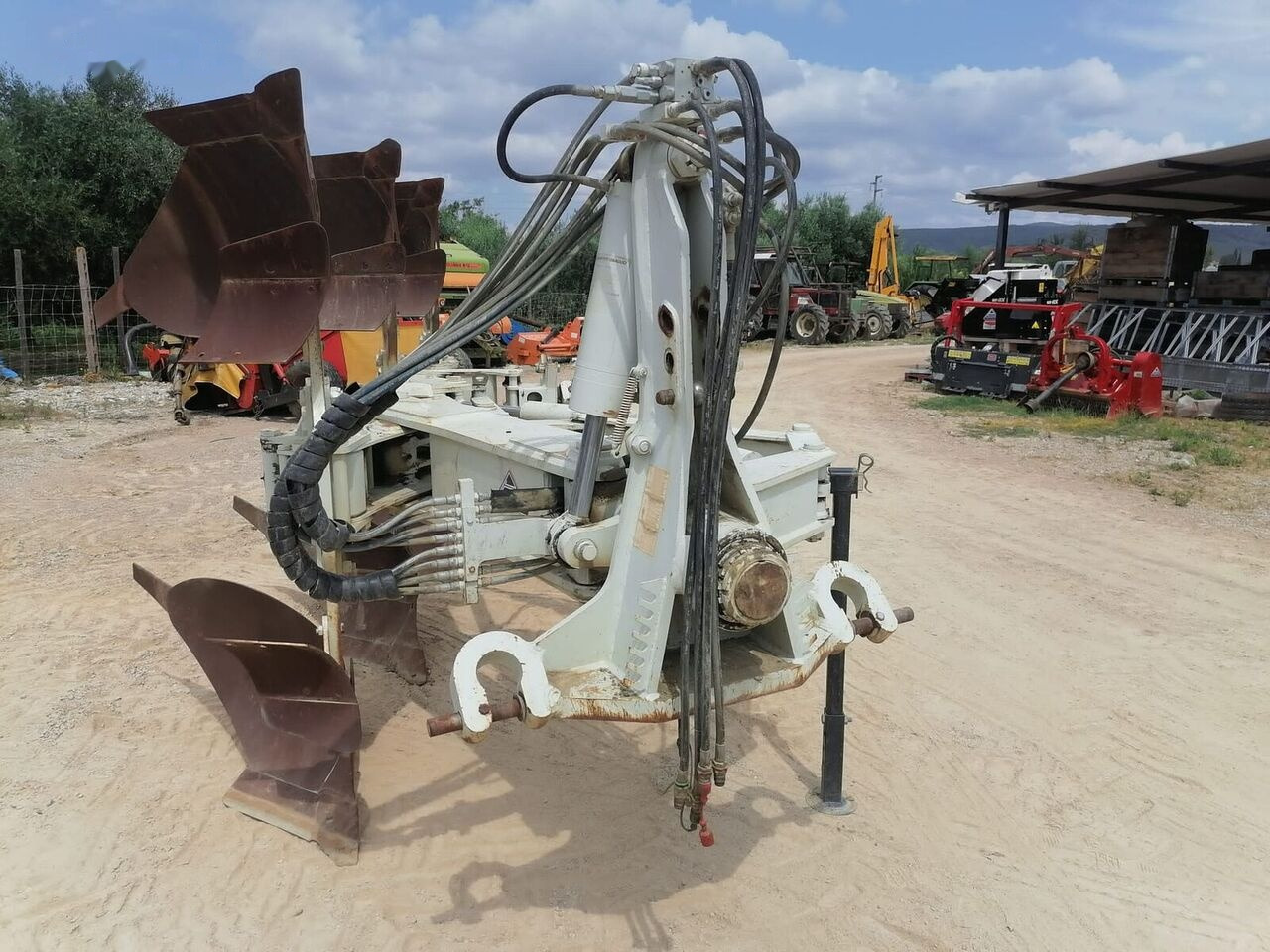 Ermo FSV 3.25.4 - محراث: صورة 1 Ermo FSV 3.25.4 - محراث: صورة 1