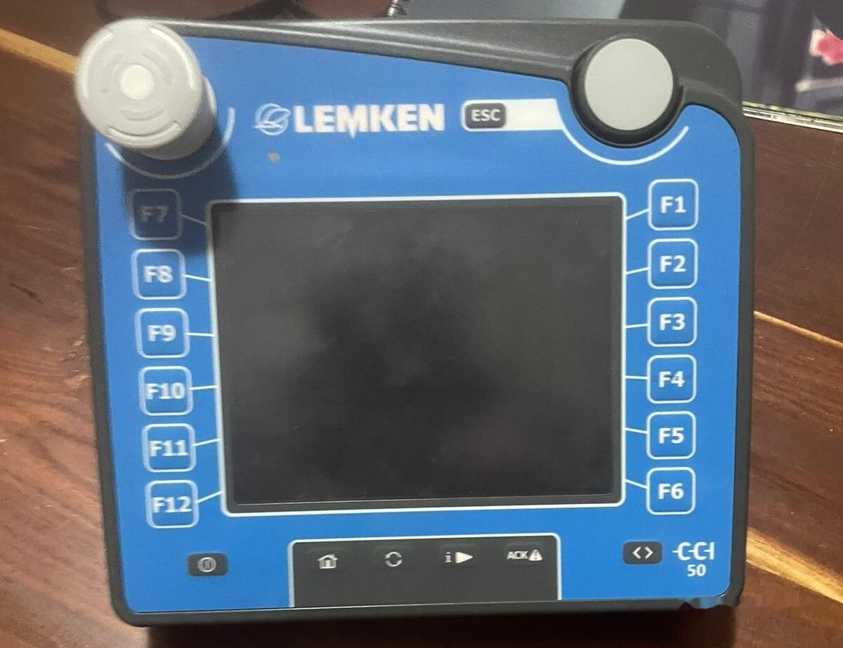 Lemken VEGA 4000 - بخاخ مقطورة: صورة 3 Lemken VEGA 4000 - بخاخ مقطورة: صورة 3