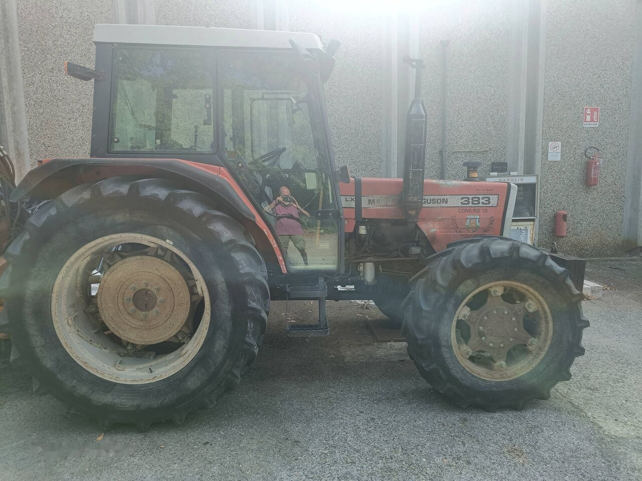 Massey Ferguson 383 - جرار: صورة 2 Massey Ferguson 383 - جرار: صورة 2