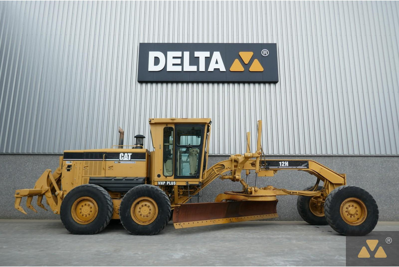 Caterpillar 12H - ممهدة: صورة 2 Caterpillar 12H - ممهدة: صورة 2