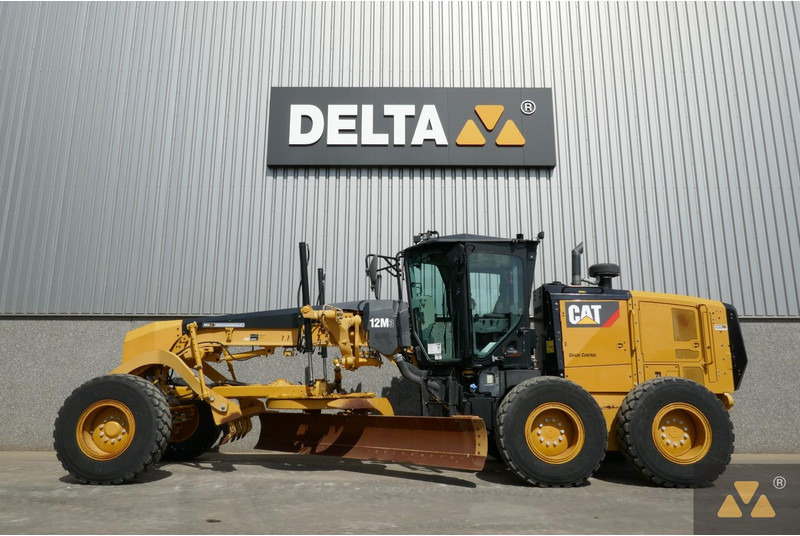 Caterpillar 12M3 - ممهدة: صورة 1 Caterpillar 12M3 - ممهدة: صورة 1