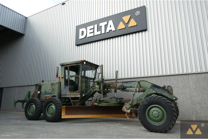 Caterpillar 130G Ex-army - ممهدة: صورة 3 Caterpillar 130G Ex-army - ممهدة: صورة 3