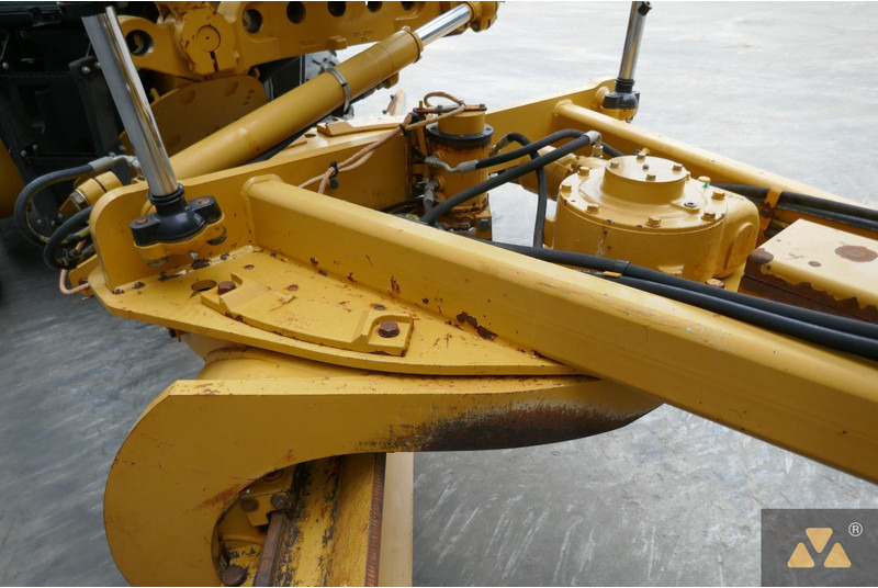ممهدة Caterpillar 140M2: صورة 16