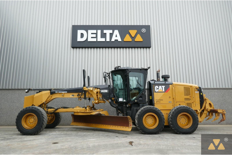 Caterpillar 140M2 - ممهدة: صورة 1 Caterpillar 140M2 - ممهدة: صورة 1