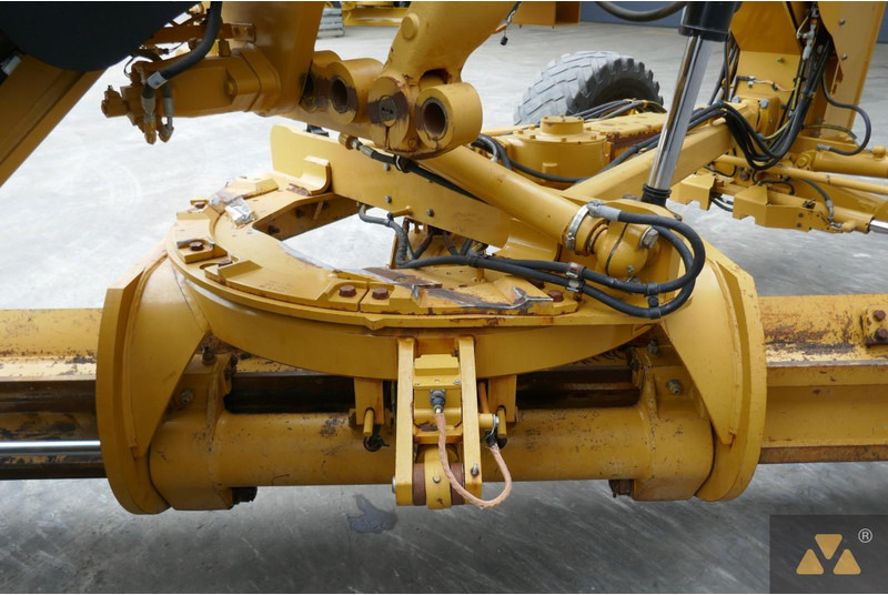 ممهدة Caterpillar 140M2: صورة 17