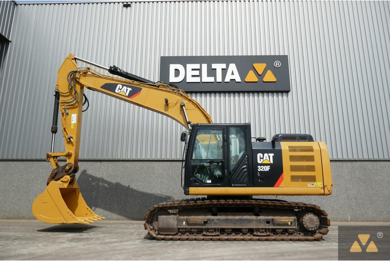 Caterpillar 320FL - حفار زحاف: صورة 1 Caterpillar 320FL - حفار زحاف: صورة 1