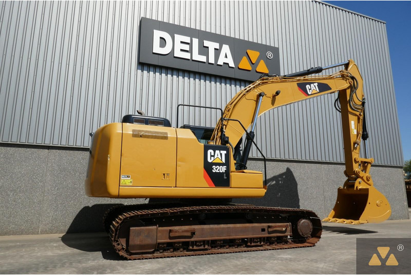 Caterpillar 320FL - حفار زحاف: صورة 5 Caterpillar 320FL - حفار زحاف: صورة 5