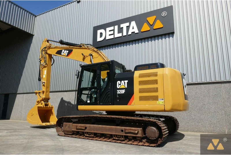 Caterpillar 320FL - حفار زحاف: صورة 4 Caterpillar 320FL - حفار زحاف: صورة 4