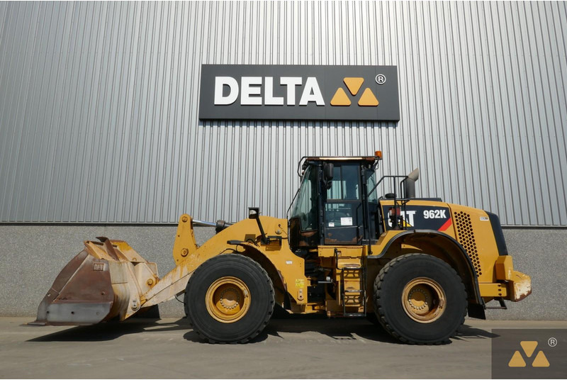 Caterpillar 962K - اللودر بعجل: صورة 1 Caterpillar 962K - اللودر بعجل: صورة 1