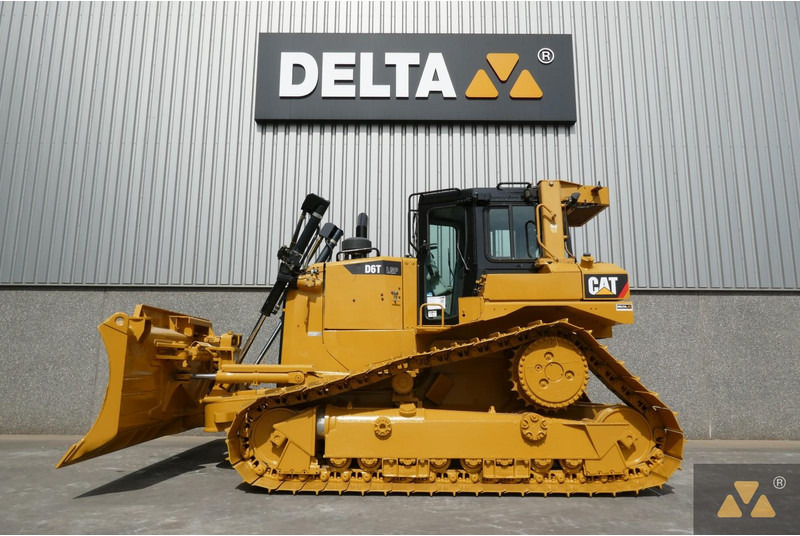 Caterpillar D6T LGP - جرافة: صورة 1 Caterpillar D6T LGP - جرافة: صورة 1