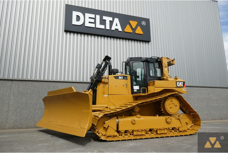 Caterpillar D6T LGP - جرافة: صورة 4 Caterpillar D6T LGP - جرافة: صورة 4