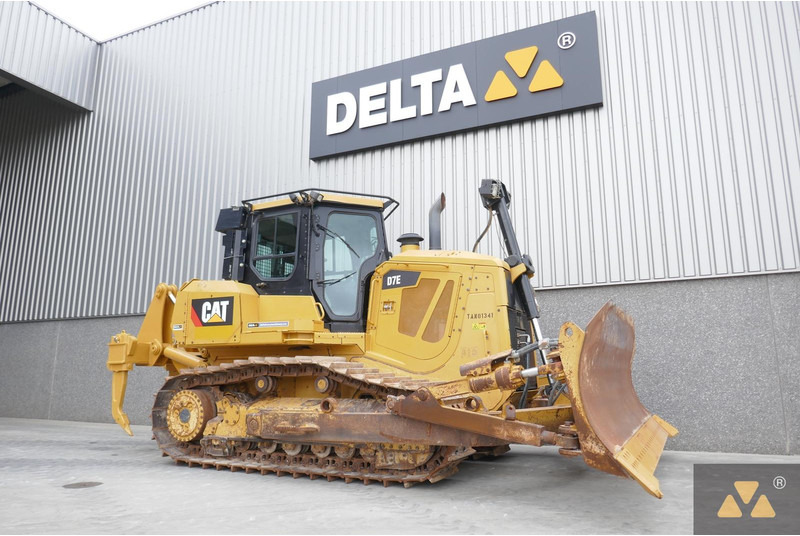 Caterpillar D7E - جرافة: صورة 3 Caterpillar D7E - جرافة: صورة 3