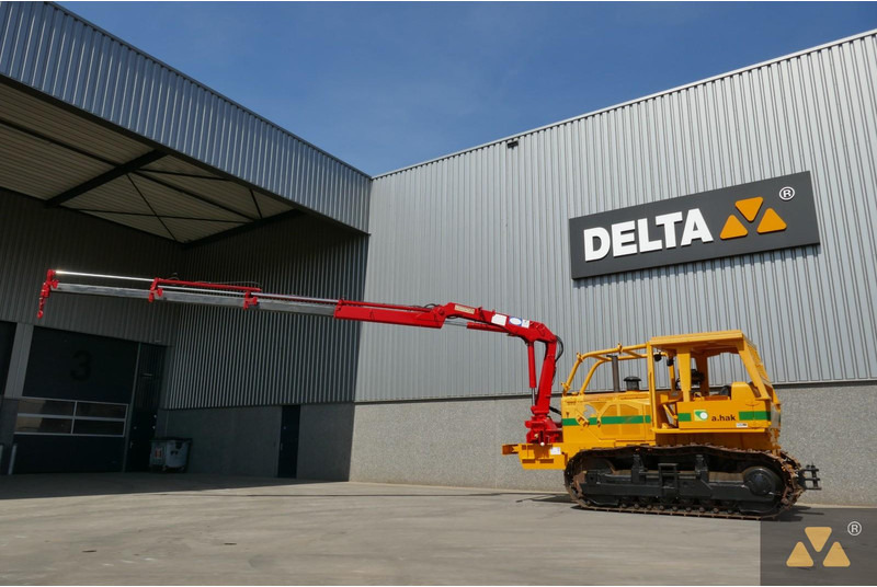 Caterpillar D7G Welding Tractor - آلات البناء: صورة 3 Caterpillar D7G Welding Tractor - آلات البناء: صورة 3