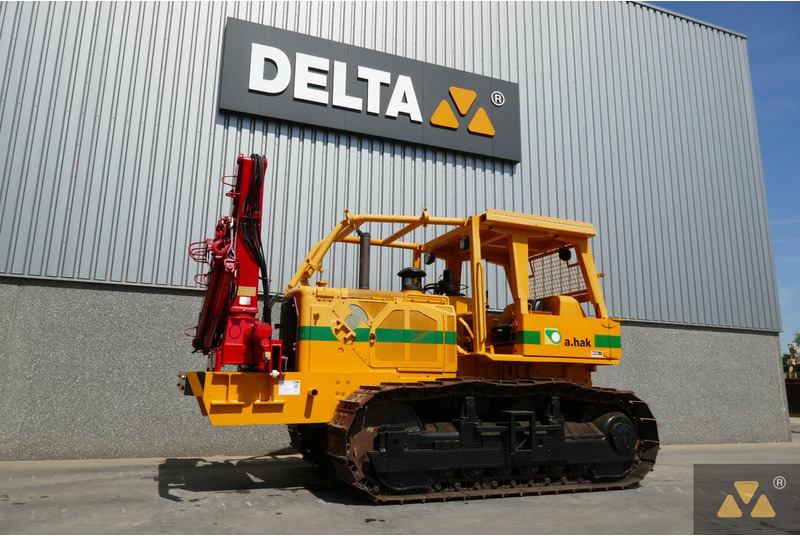 Caterpillar D7G Welding Tractor - آلات البناء: صورة 4 Caterpillar D7G Welding Tractor - آلات البناء: صورة 4