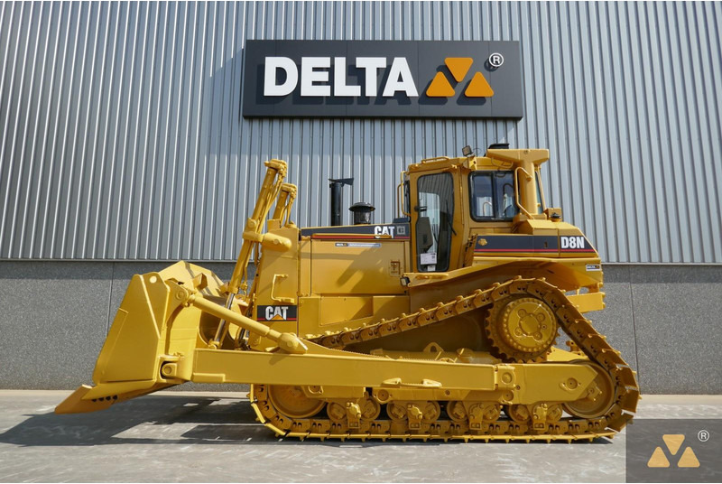 Caterpillar D8N - جرافة: صورة 1 Caterpillar D8N - جرافة: صورة 1