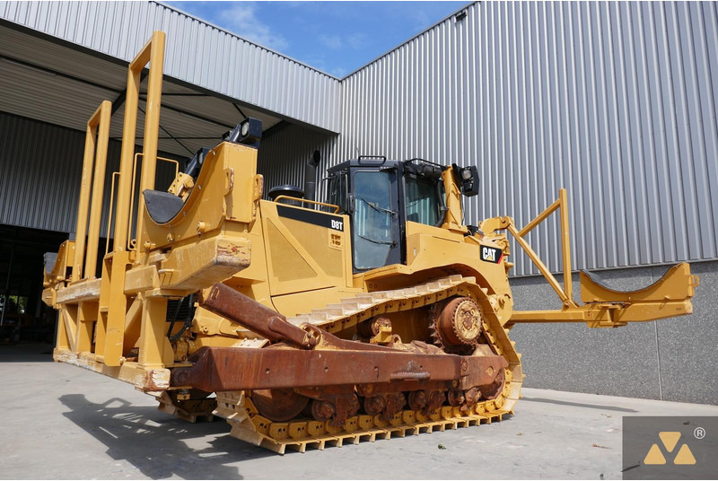 Caterpillar D8T Pipe carrier - ماكينة وضع الأنابيب: صورة 1 Caterpillar D8T Pipe carrier - ماكينة وضع الأنابيب: صورة 1