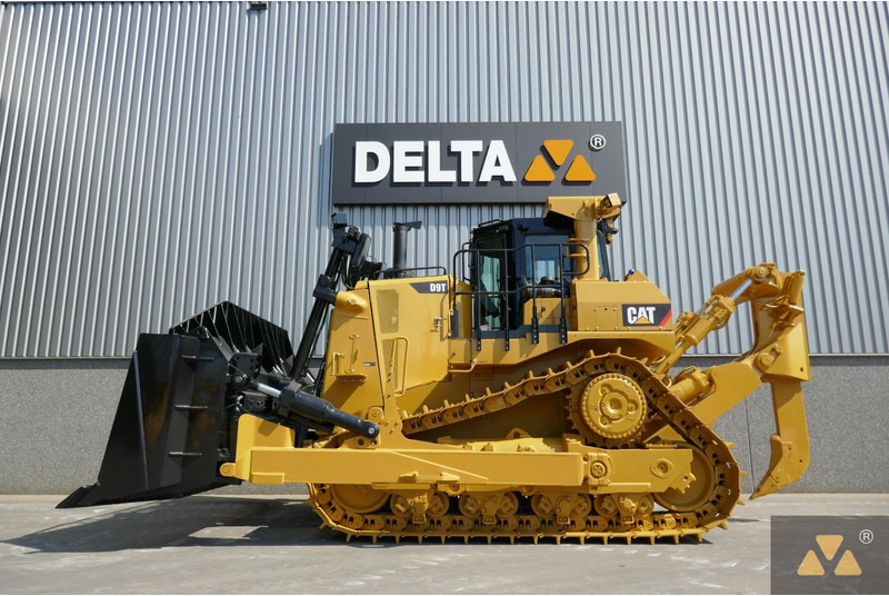 Caterpillar D9T - جرافة: صورة 1 Caterpillar D9T - جرافة: صورة 1