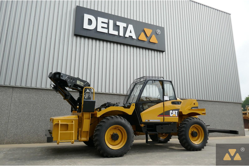 Caterpillar TH360B Welding Tractor - آلات البناء: صورة 4 Caterpillar TH360B Welding Tractor - آلات البناء: صورة 4