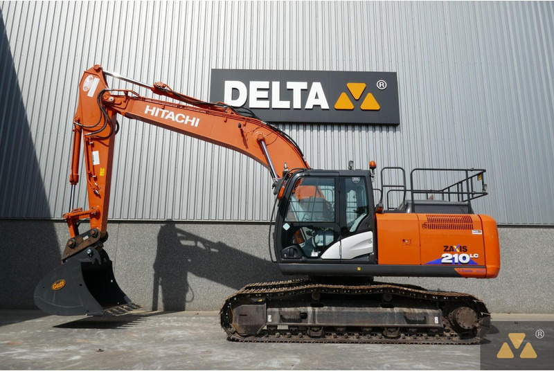 Hitachi ZX210LC-6 - حفار زحاف: صورة 1 Hitachi ZX210LC-6 - حفار زحاف: صورة 1