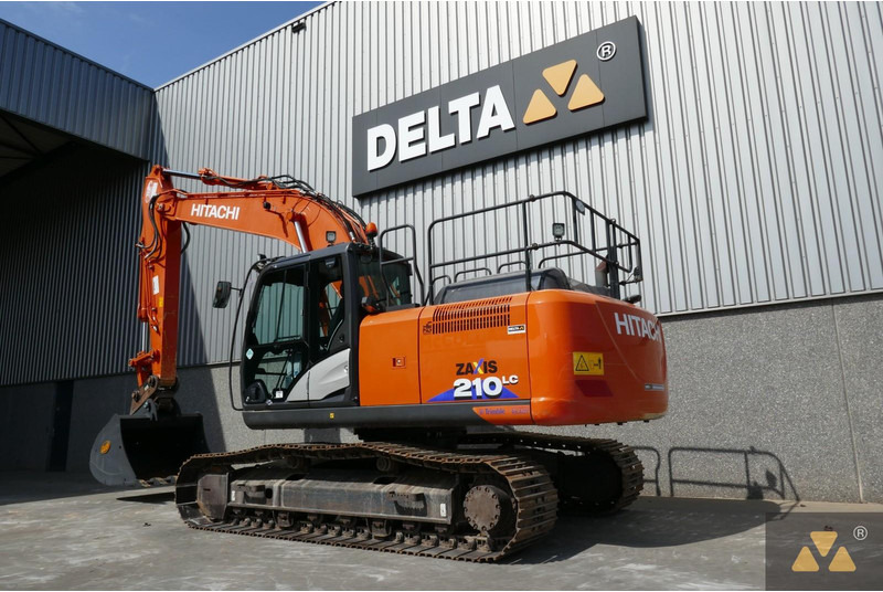 Hitachi ZX210LC-6 - حفار زحاف: صورة 4 Hitachi ZX210LC-6 - حفار زحاف: صورة 4